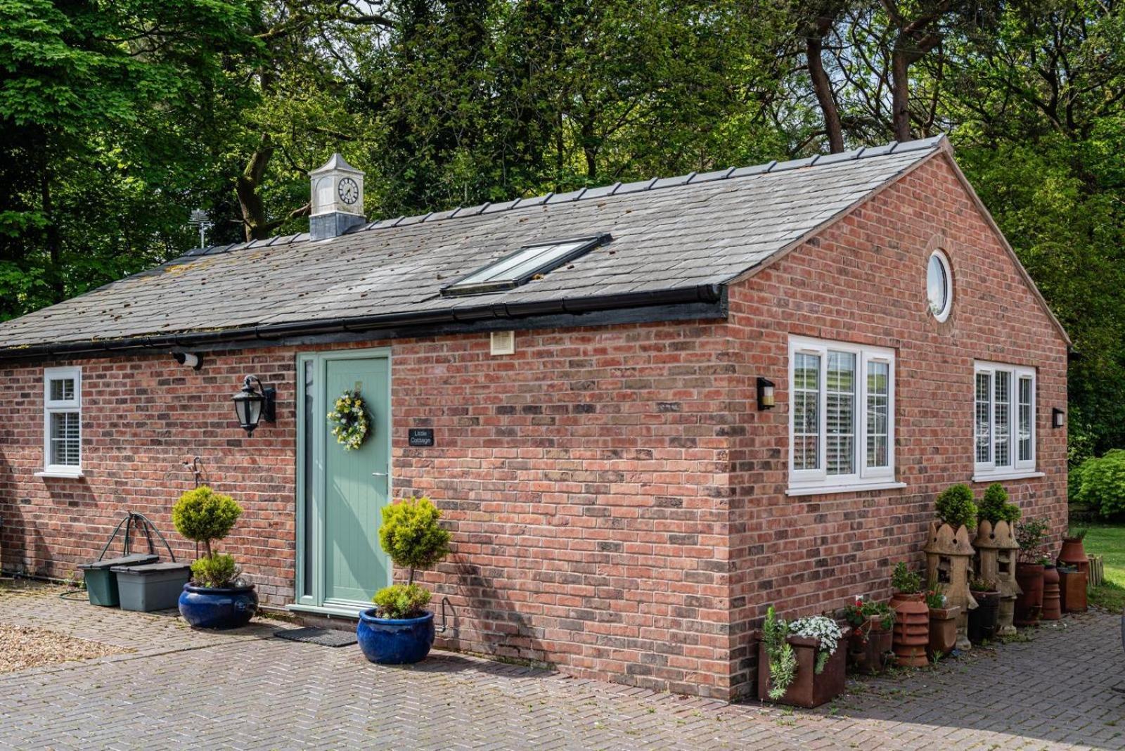 Quiet Self Contained Cottage Near Delamere Forest Cuddington  Bagian luar foto